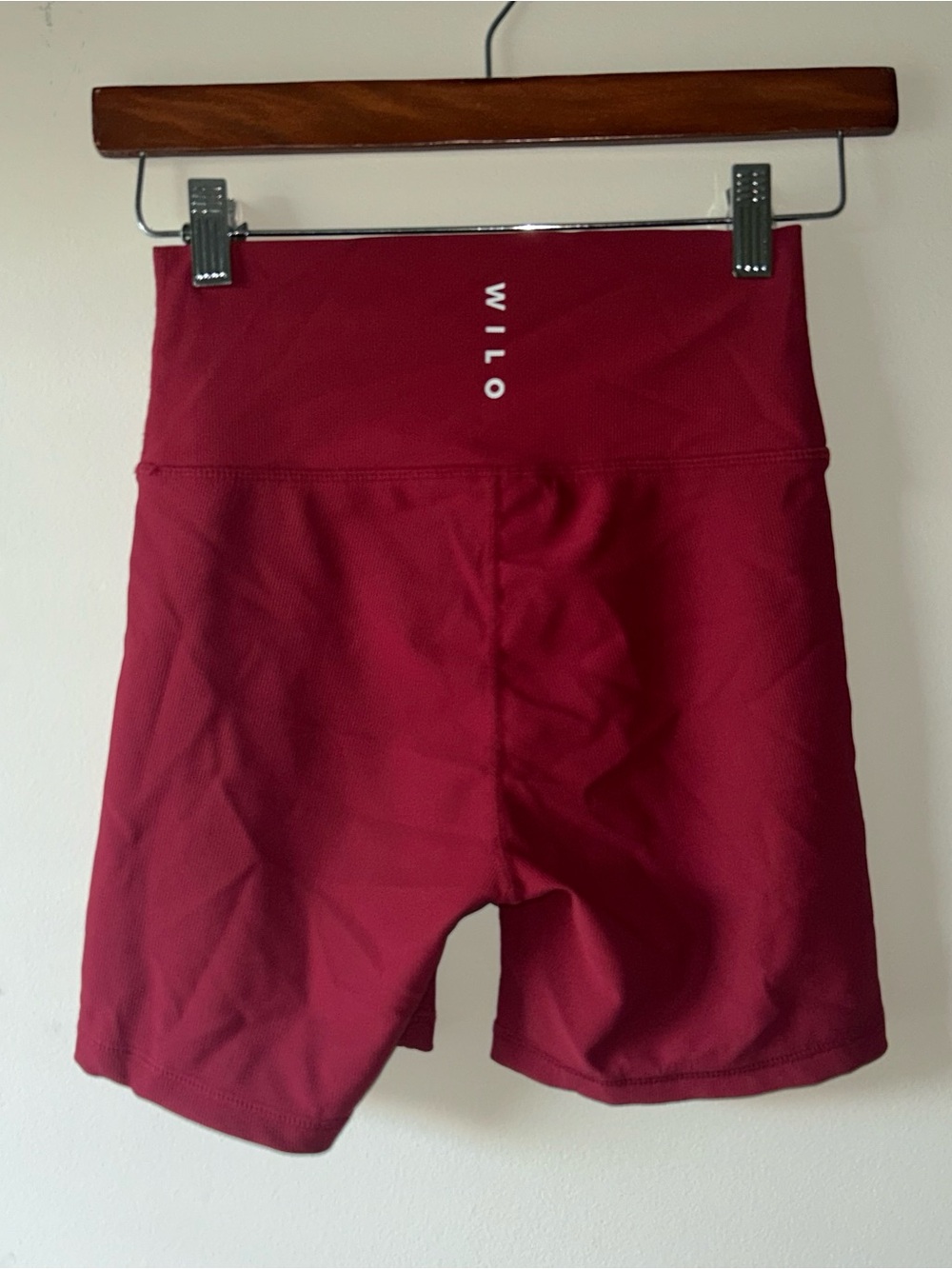 Wilo The Label Women's High-Waist Red Athletic Spandex Biker Shorts Size Small